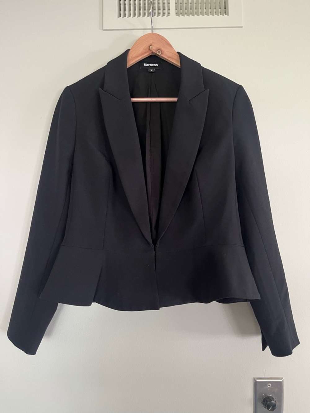 Express Black Women's Peplum Stretch Blazer